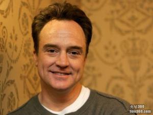 Bradley Whitford加盟ABC新喜剧《Trophy Wife》试播集